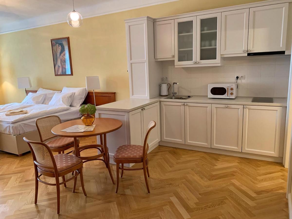 Secese Apartment *